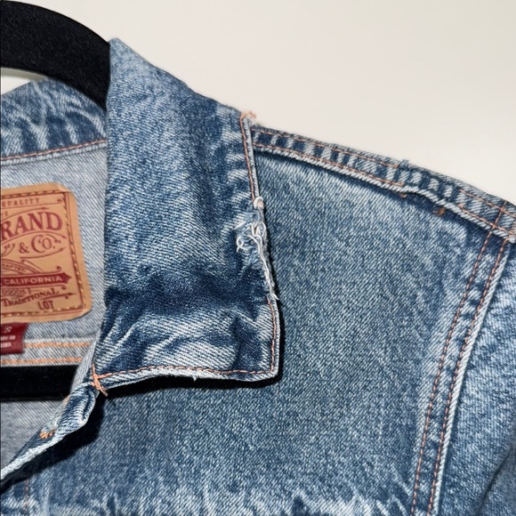 Lucky Brand Jean Jacket Tomboy Trucker Button Front Distressed Women Size S/P - Picture 4 of 15